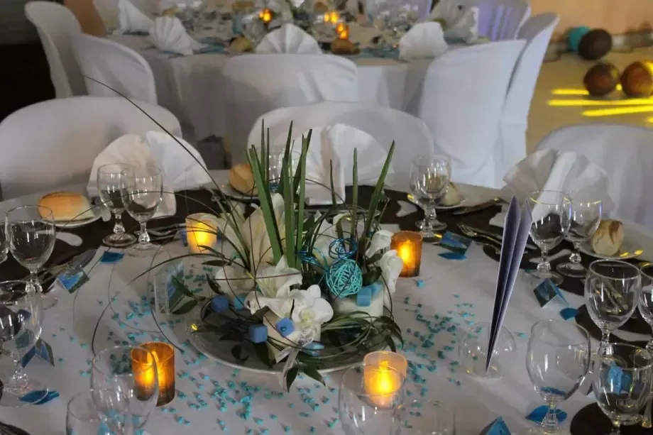 Cocktails table